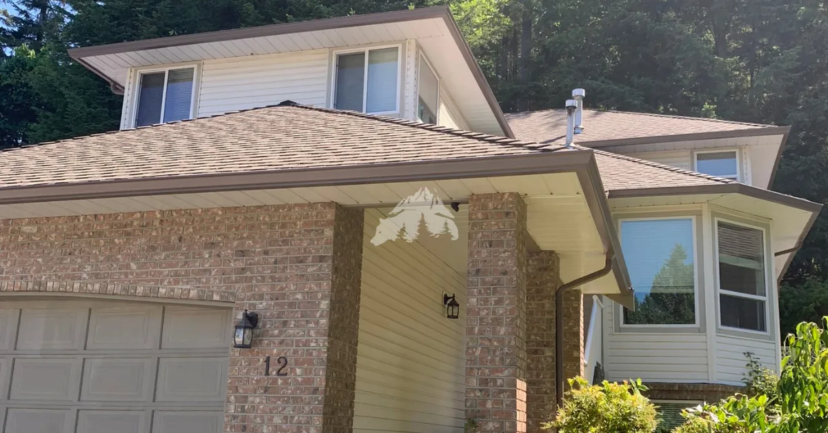 Home - Black Bear Gutters Hidden Gutters vs Traditional Gutters - Black Bear Gutters